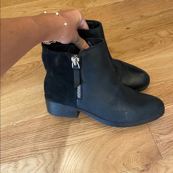 Aldo back boots, zipper side, size 8 - Picture 1 of 3